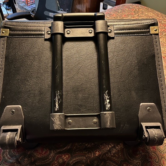 Rolling attaché/computer case. - Picture 8 of 8